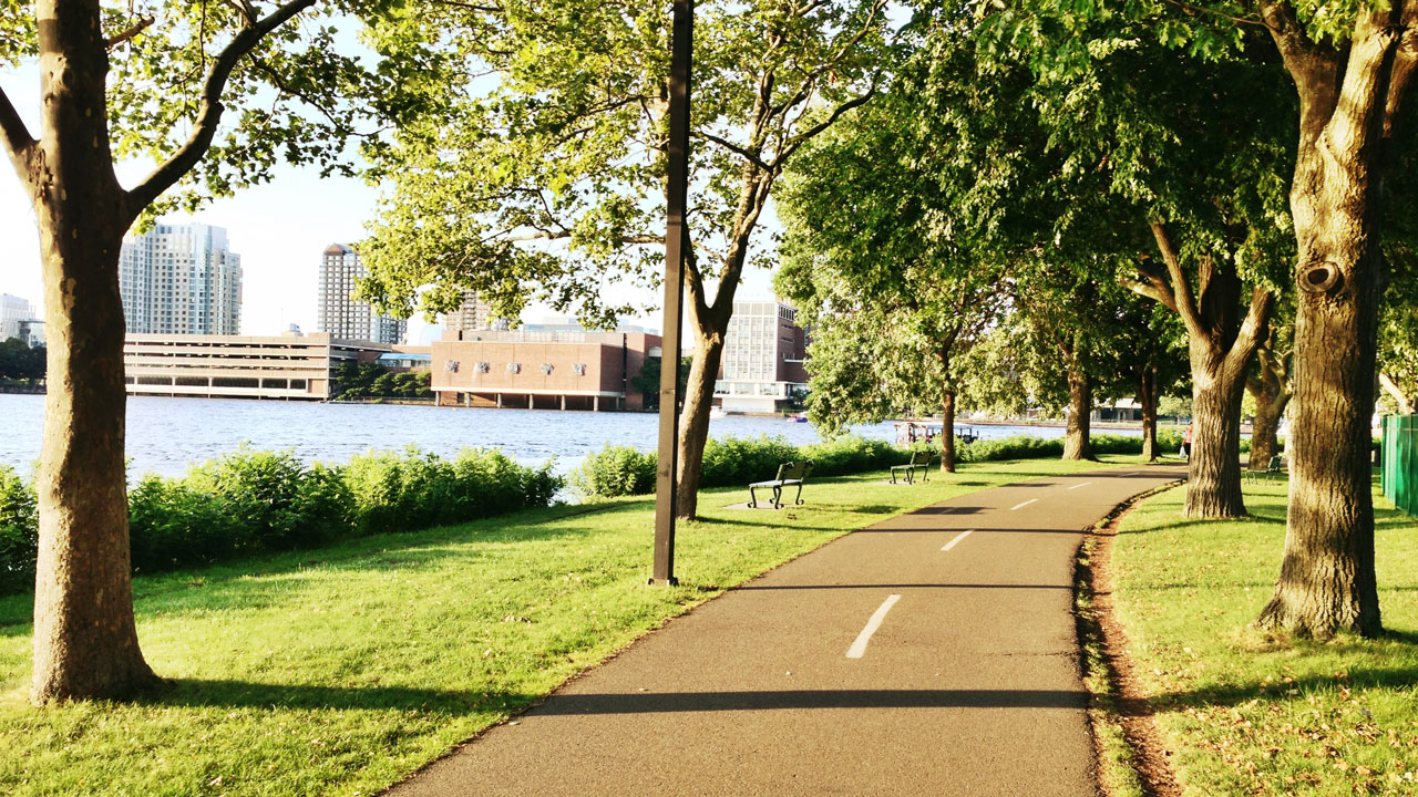 Charles River Walk - Boston Waterboat Marina